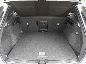 Volvo  T4 2WD Ultimate Dark Plug-In Pano Navi