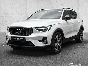 Volvo  T4 2WD Ultimate Dark Plug-In Pano Navi