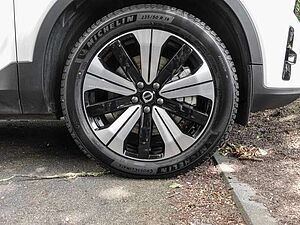 Volvo  T4 2WD Ultimate Dark Plug-In Pano Navi