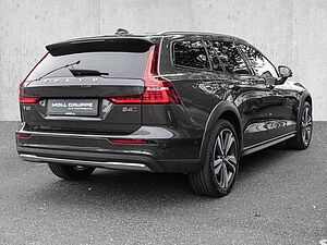 Volvo  B4 AWD Plus MATRIX  Harman/Kardon
