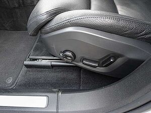 Volvo  T8 Twin Engine AWD R Design Plug-In ACC LED 360Gra