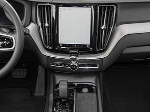 Volvo  B4 2WD Inscription Pano 360Grad LED
