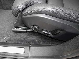 Volvo  B4 2WD Inscription Pano 360Grad LED