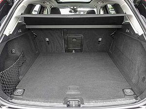 Volvo  B4 2WD Inscription Pano 360Grad LED