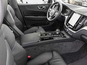Volvo  B4 2WD Inscription Pano 360Grad LED