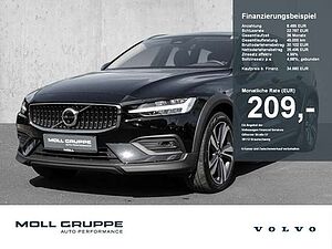 Volvo  B4 AWD Plus ACC LED