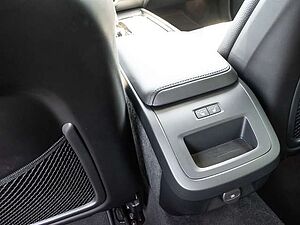 Volvo  B4 (Diesel) AWD Plus LED 360Grad