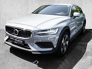 Volvo  B4 (Diesel) AWD Plus LED 360Grad