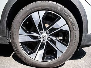 Volvo  B4 (Diesel) AWD Plus LED 360Grad