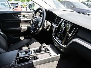 Volvo  B4 (Diesel) AWD Plus LED 360Grad
