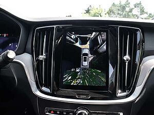 Volvo  B4 (Diesel) AWD Plus LED 360Grad