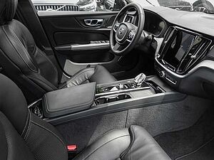 Volvo  B5 AWD Ultimate Dark Sthz. Head UP Schiebedach