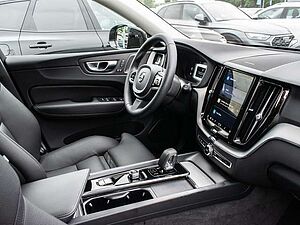 Volvo  B4 AWD Plus Dark MATRIX ACC AUT EL. HECK LM