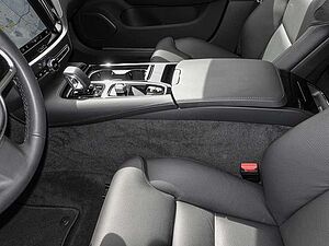 Volvo  T6 Twin Engine AWD Plus Bright Plug-In