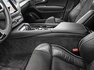 Volvo  B5 AWD R-Design Pano 360Grad ACC