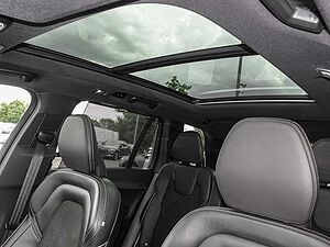 Volvo  B5 AWD R-Design Pano 360Grad ACC