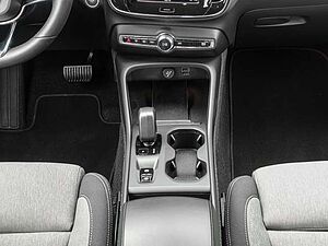 Volvo  T4 2WD Core Plug-In LED Kamera