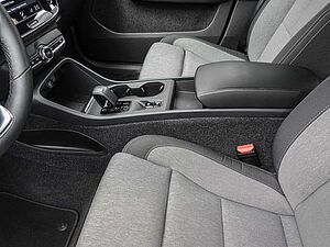 Volvo  T4 2WD Core Plug-In LED Kamera