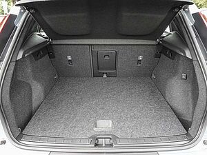 Volvo  T4 2WD Core Plug-In LED Kamera