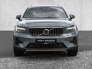 Volvo  T4 2WD Core Plug-In LED Kamera