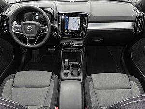 Volvo  T4 2WD Core Plug-In LED Kamera