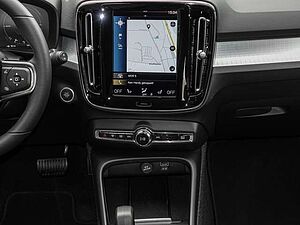 Volvo  T4 2WD Core Plug-In LED Kamera