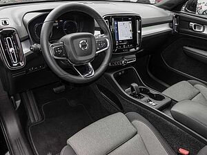Volvo  T4 2WD Core Plug-In LED Kamera