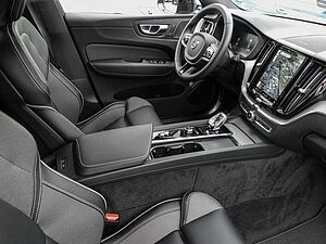Volvo  T8 Twin Engine AWD R Design Plug-In Pano Sthz. LED