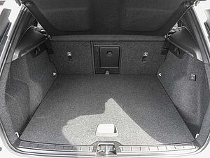 Volvo  T4 2WD Core Plug-In Recharge AHK LED 360Grad