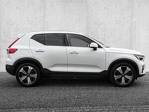 Volvo  T4 2WD Core Plug-In Recharge AHK LED 360Grad