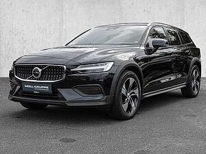 Volvo  B4 AWD Plus LED 4xShz.