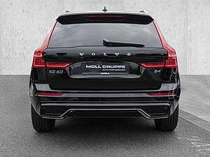Volvo  B4 2WD Plus Dark SHZ AUT EL. HECK FLA KAM