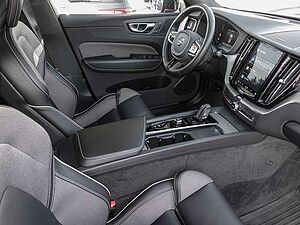 Volvo  AWD R Design ACC AUT DYNLICHT EL. HECK FLA