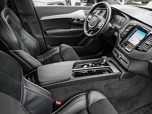 Volvo  B5 AWD R-Design Pano 360Grad ACC
