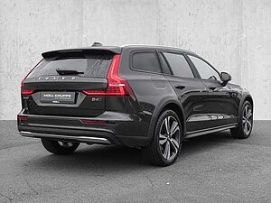 Volvo  B4 AWD Plus 4xSHZ ACC LED