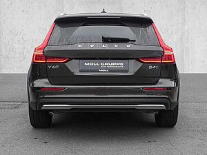 Volvo  B4 AWD Plus 4xSHZ ACC LED