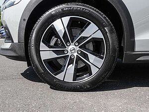 Volvo  B4 AWD Plus 4xSHZ ACC LED Kamera