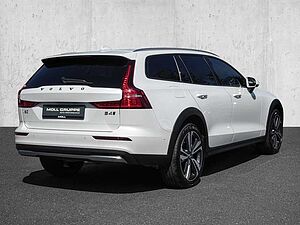 Volvo  B4 AWD Plus 4xSHZ ACC Harman/Kardon