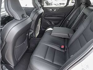 Volvo  B4 AWD Plus 4xSHZ ACC Harman/Kardon