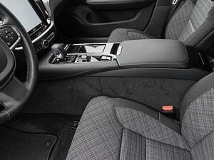 Volvo  T6 Twin Engine AWD Core Plug-In LED Kamera