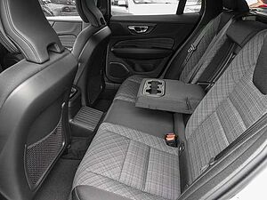 Volvo  T6 Twin Engine AWD Core Plug-In LED Kamera
