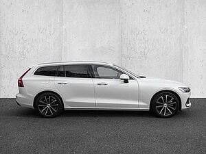 Volvo  T6 Twin Engine AWD Core Plug-In LED Kamera