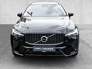 Volvo  B4 2WD Plus Dark 2WD AUT EL. HECK Sthz. LED