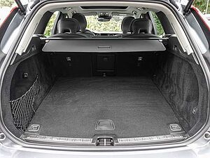 Volvo  XC 60 T6 AWD Inscription Plug-In  Recharge Head UP