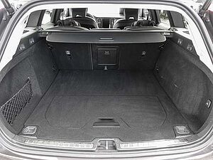 Volvo  B4 AWD Plus 4xSHZ ACC LED