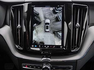 Volvo  B4 2WD Plus Dark AHK 4xSHZ LED