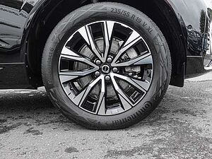Volvo  B4 2WD Plus Dark AHK 4xSHZ LED