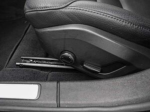 Volvo  V 60 B4 Core 4xSHZ AHK EL. HECK
