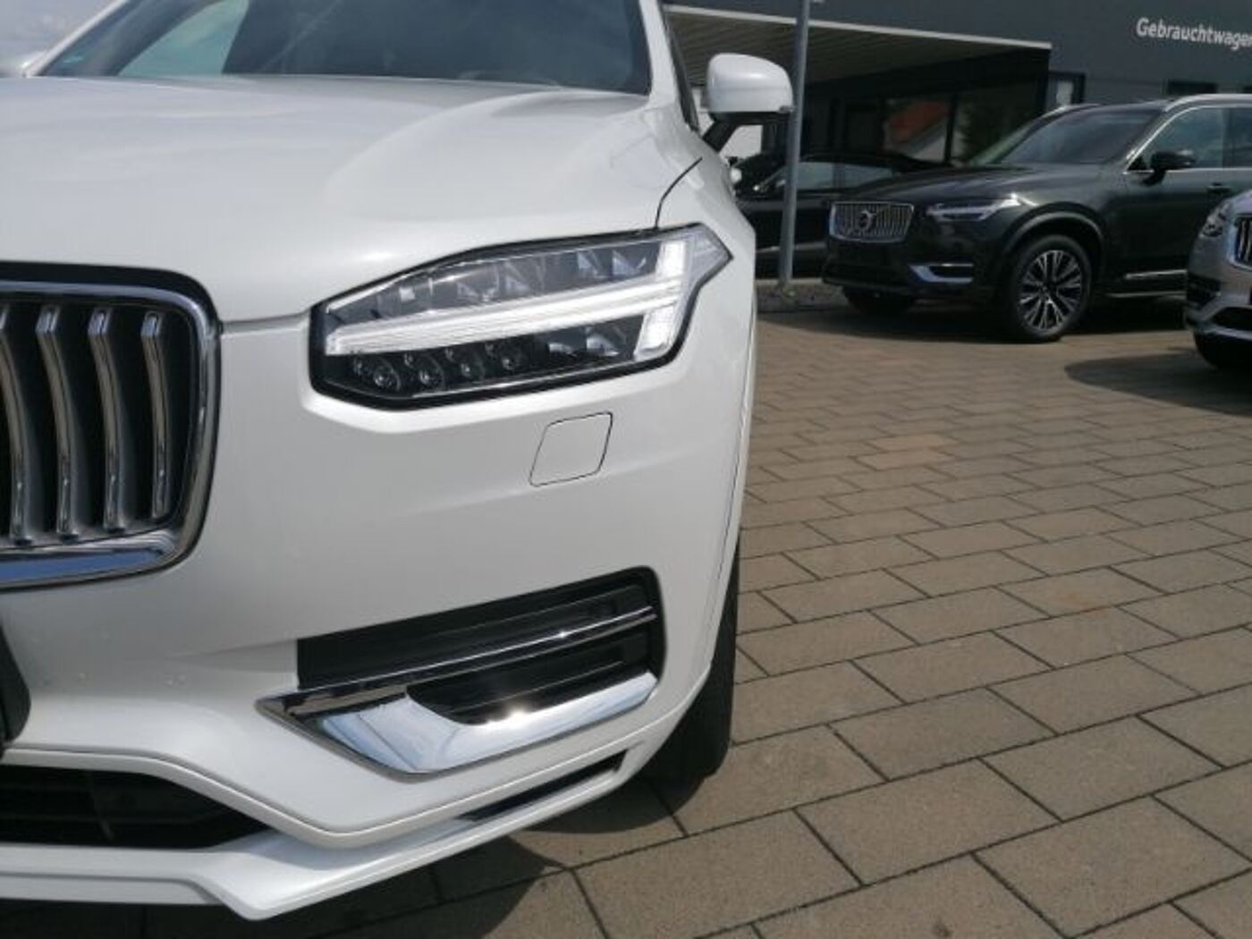 Volvo  Inscription Expression Recharge Plug-In Hyb