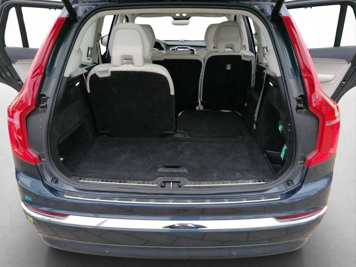 Volvo  Ultimate Bright Recharge Plug-In Hybrid AWD T8 T